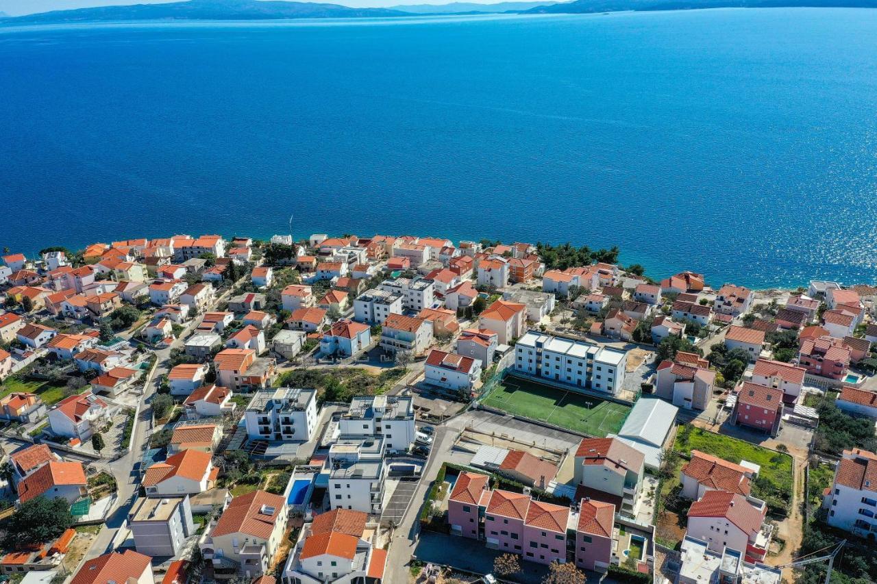 Luxury Apartment Pia With Swimming Pool And Grill Trogir Exterior foto