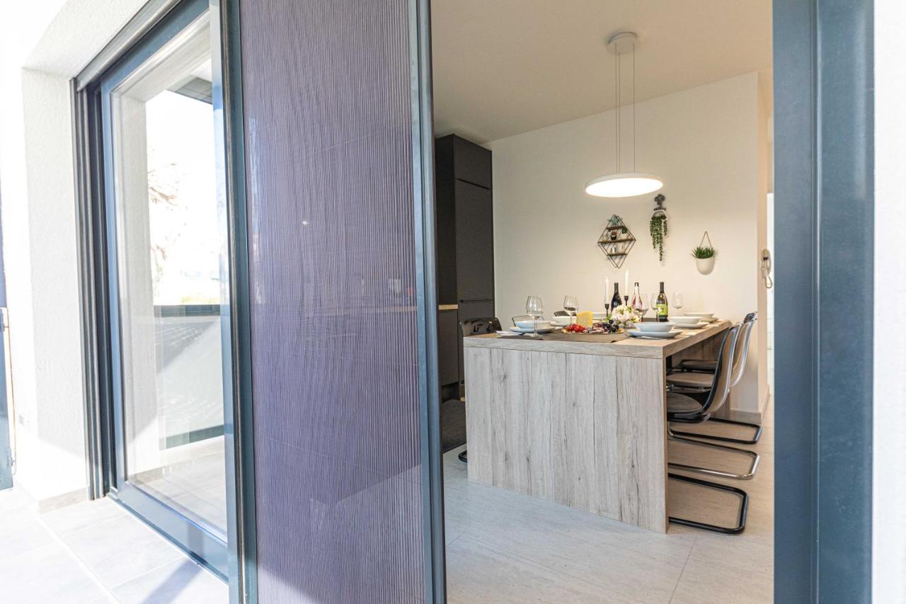 Luxury Apartment Pia With Swimming Pool And Grill Trogir Exterior foto